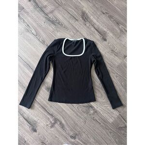 Pretty wear contrast trim square neck top in black and white size M